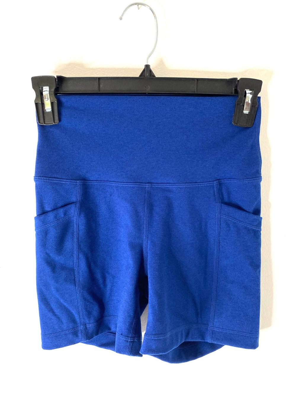 Yogalicious Lux Tribeca 5 Inch High Rise Biker Shorts Blue Side Pockets